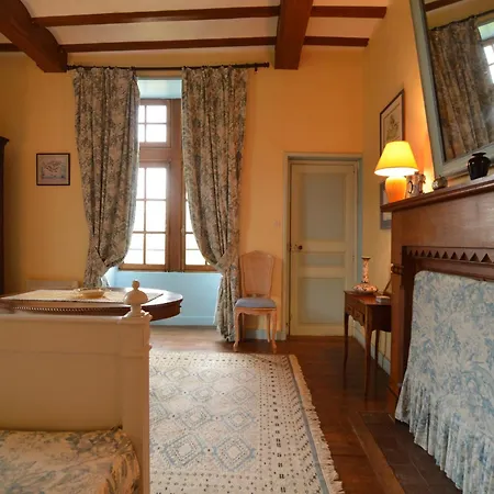 Holiday Home Saint-Paul-Du-Bois Pool, Cleaning Included Holiday home