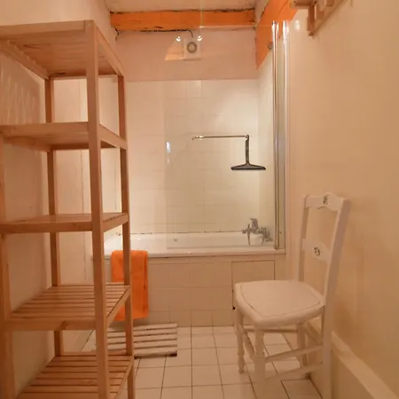 Σπίτι διακοπών Holiday Home Saint-Paul-Du-Bois Pool, Cleaning Included Saint-Paul-du-Bois