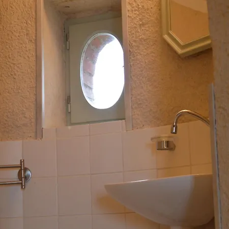 Holiday Home Saint-Paul-Du-Bois Pool, Cleaning Included *